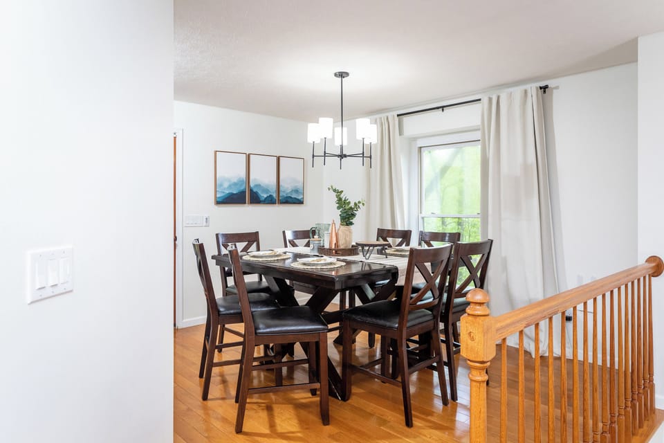 Dining Room Area