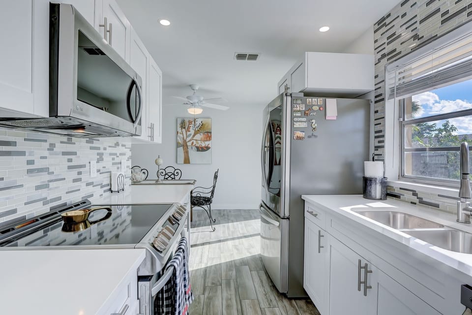 House, 3 Bedrooms | Private kitchen | Coffee/tea maker, fridge, oven, stovetop