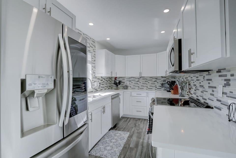 House, 3 Bedrooms | Private kitchen | Coffee/tea maker, fridge, oven, stovetop