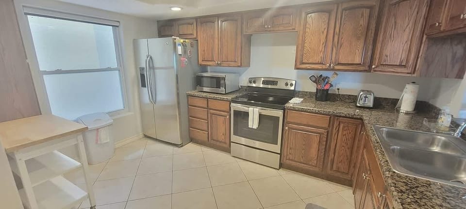 Apartment, 2 Bedrooms | Private kitchen | Coffee/tea maker, fridge, oven, stovetop