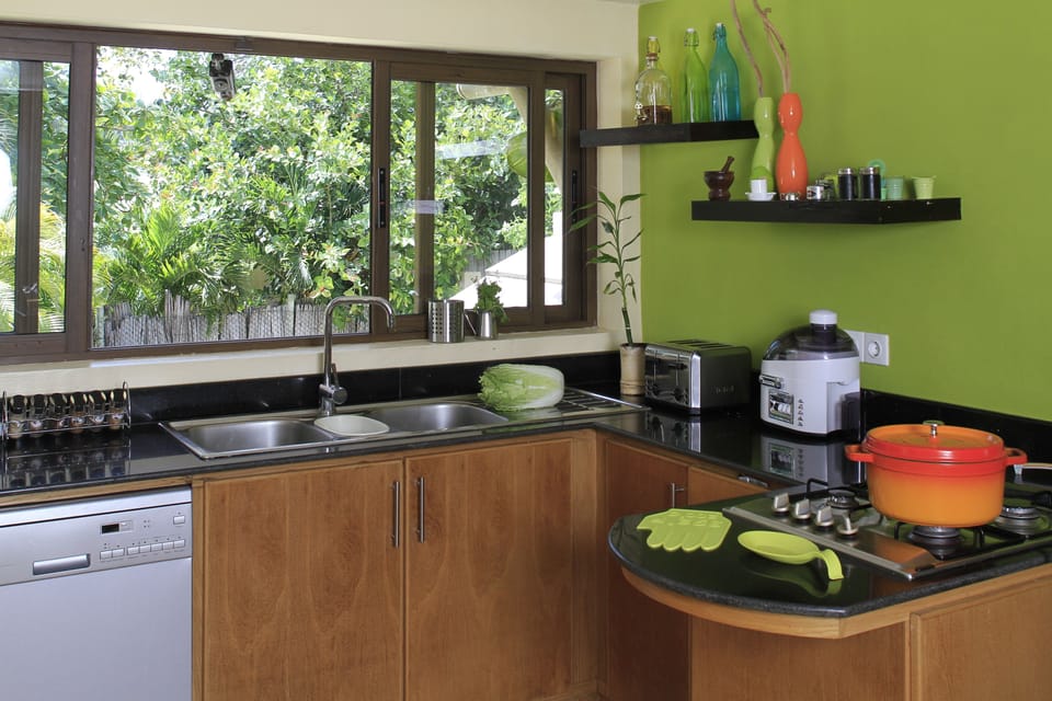 Deluxe Villa, Multiple Bedrooms, Sea View | Private kitchen | Coffee/tea maker, fridge, microwave, stovetop