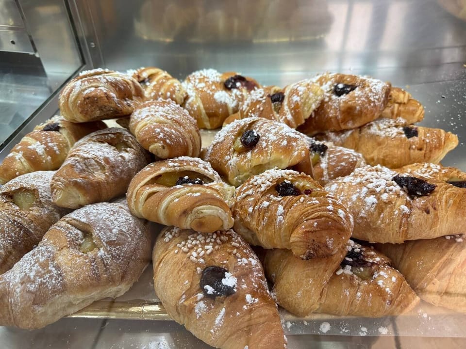 Free daily full breakfast