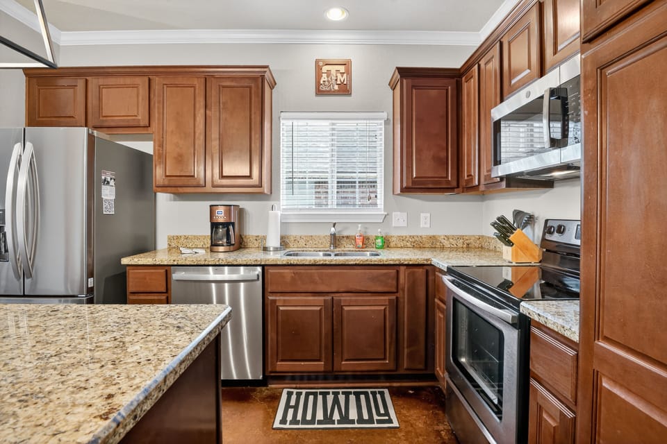 Indoors, Kitchen, Appliance, Microwave, Oven