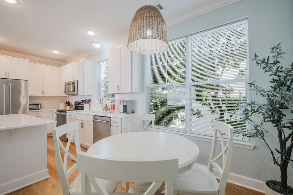 House, Multiple Beds, Patio, Garden View (Coastal Quarters) | Dining