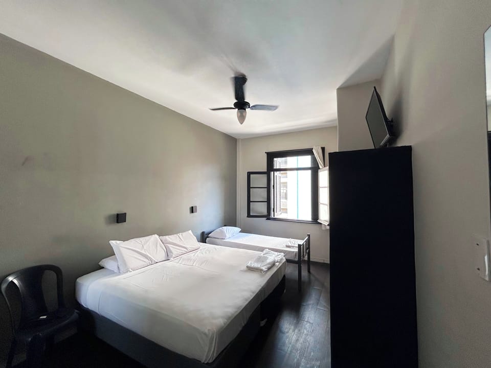 Standard Triple Room | Laptop workspace, free WiFi, bed sheets