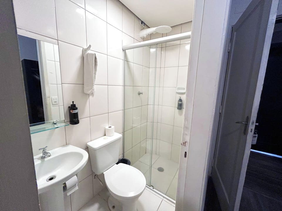 Shower, towels, soap, shampoo