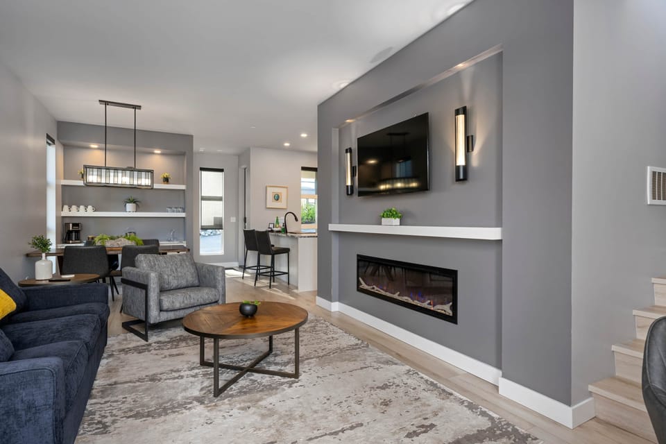 Fireplace & smart tv