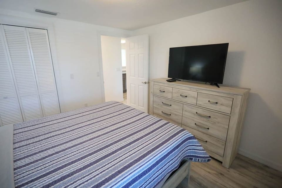 Tortugas Bedroom
