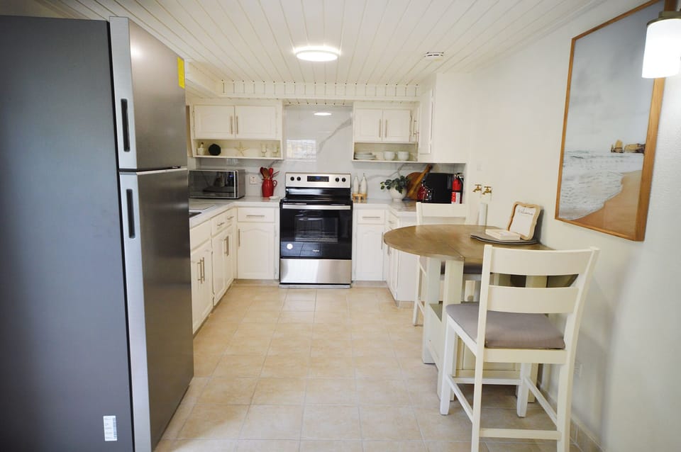 Kitchen and dining area