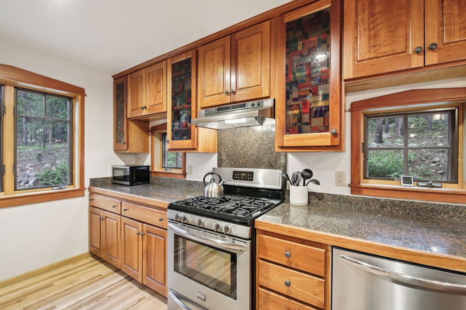 Plenty of kitchen storage.