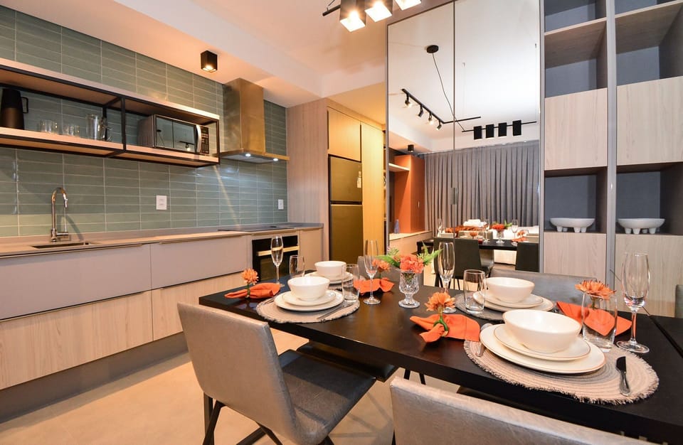 Apartment | Dining