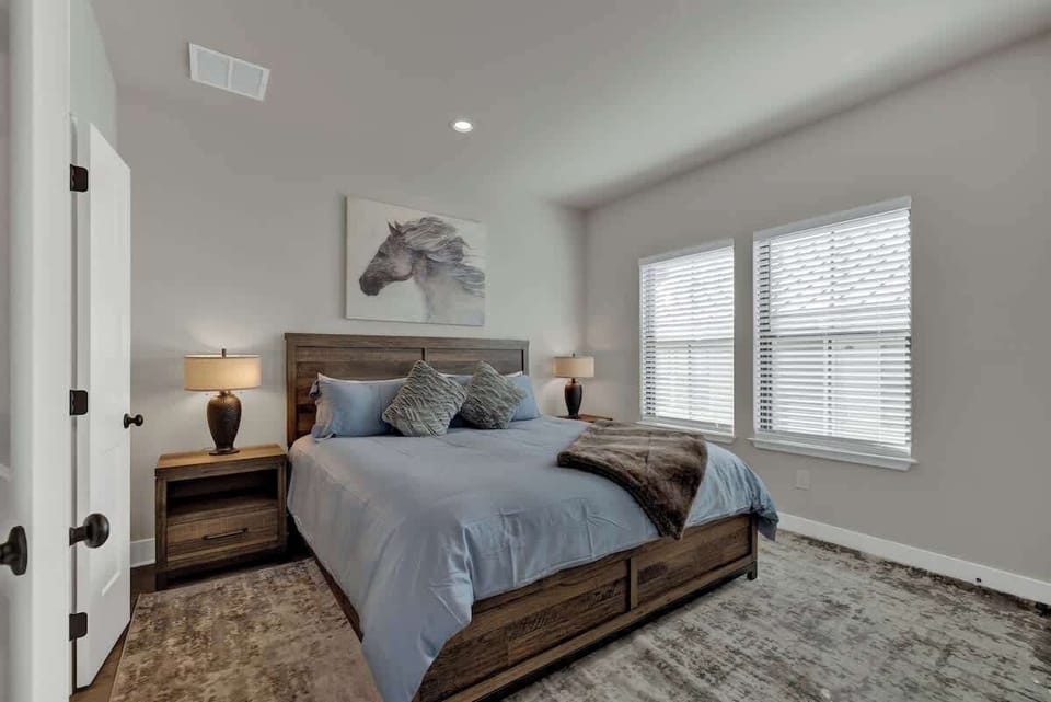 King size bed to rest your head after a long day.