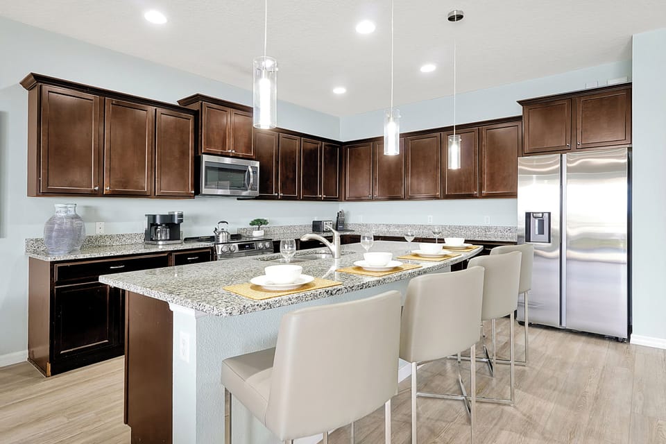 Full Modern Kitchen