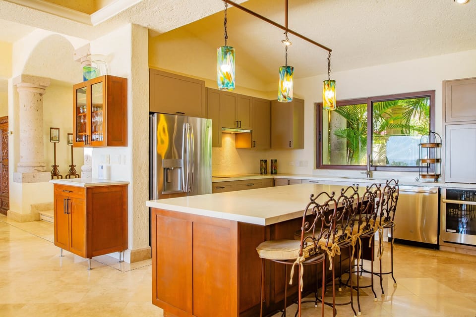 Fully equipped kitchen