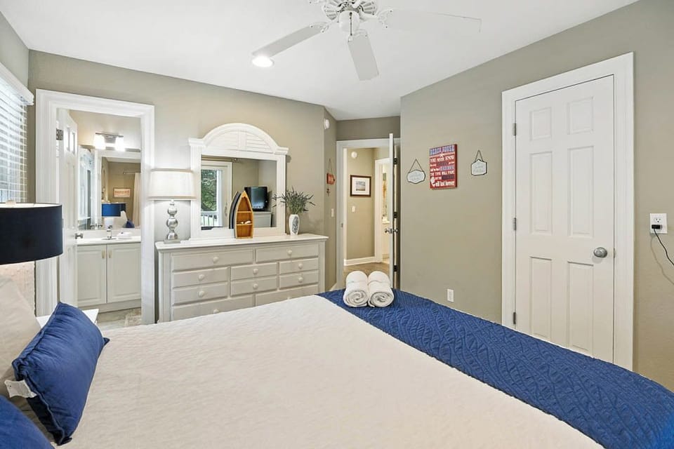 Mid-Level Queen Master Bedroom with Deck Access