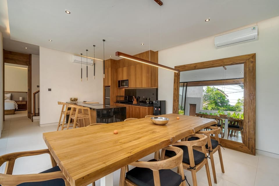 Villa Sunshine - Beachside Sanur (1342)