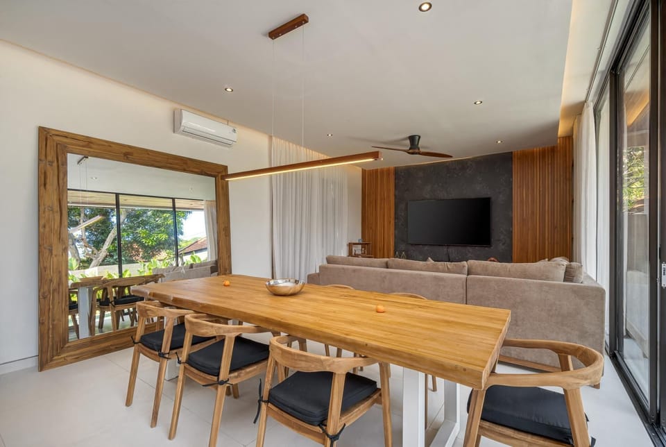 Villa Sunshine - Beachside Sanur (1341)