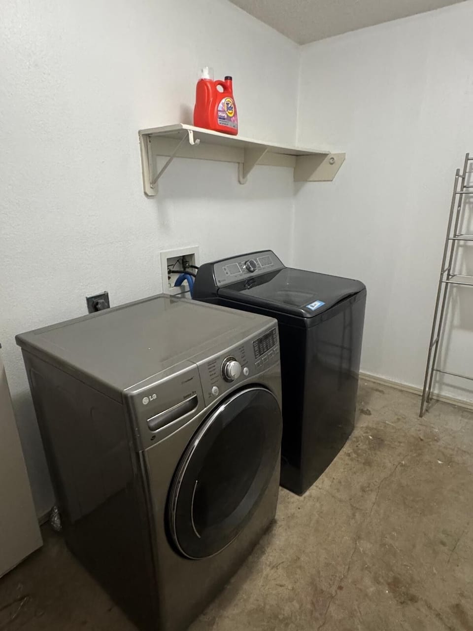 Washer and dryer included along with detergent