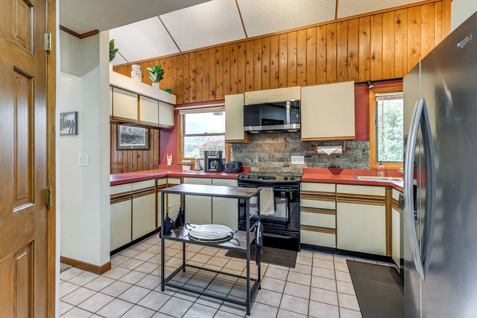 Kitchen | 1st Floor
