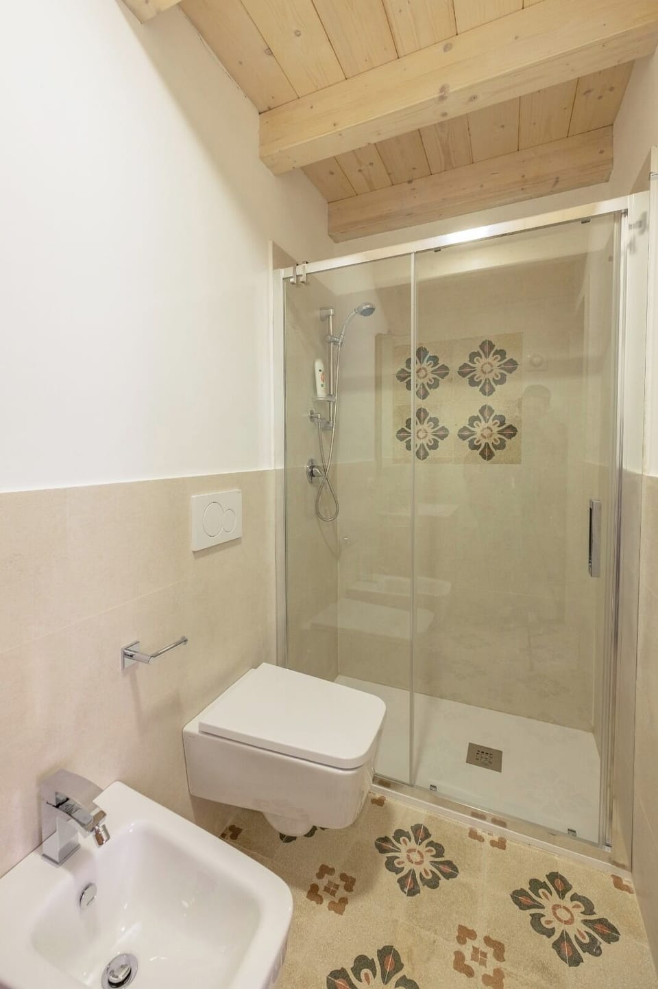 Room, Courtyard View | Bathroom | Bidet