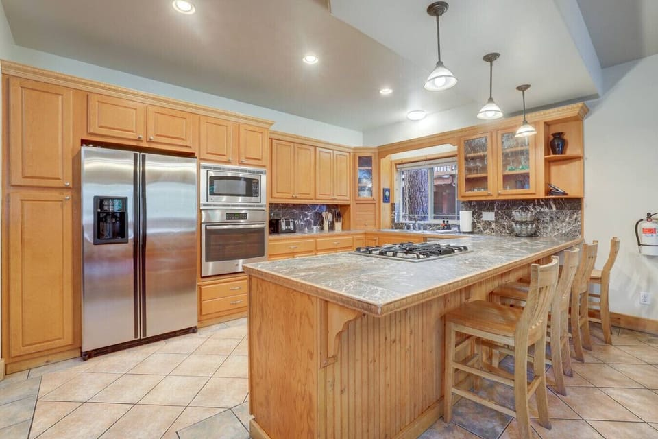 Open concept fully stocked kitchen