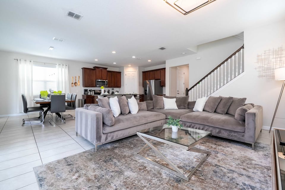 House | 4 bedrooms, high-speed internet