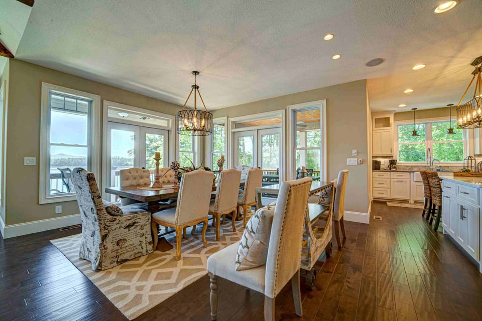 Heavenly Heaven_Formal Dining for 12 guests_Lake Nottely_Enchant