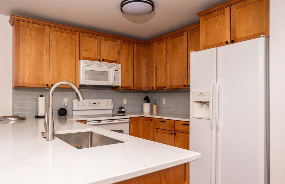 Prepare your favorite meals in the full kitchen 