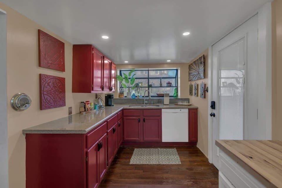 The Lodge - 30