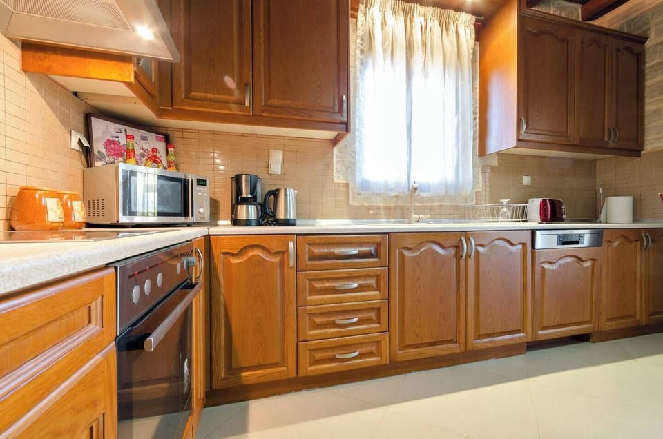 The kitchen A