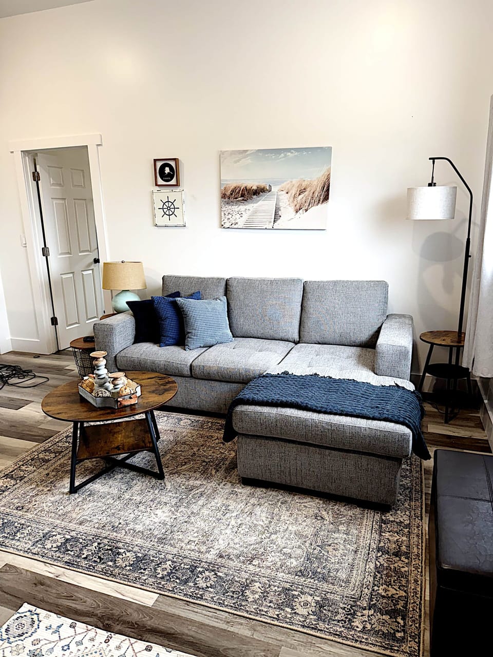 Living room - pull out bed
