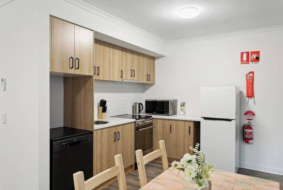 Family Studio, 1 Double Bed with Sofa bed, Non Smoking, Refrigerator | Private kitchen | Fridge, microwave, oven, stovetop
