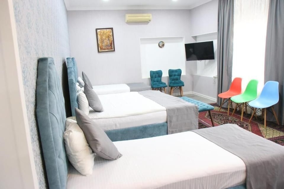 Desk, soundproofing, iron/ironing board, free WiFi