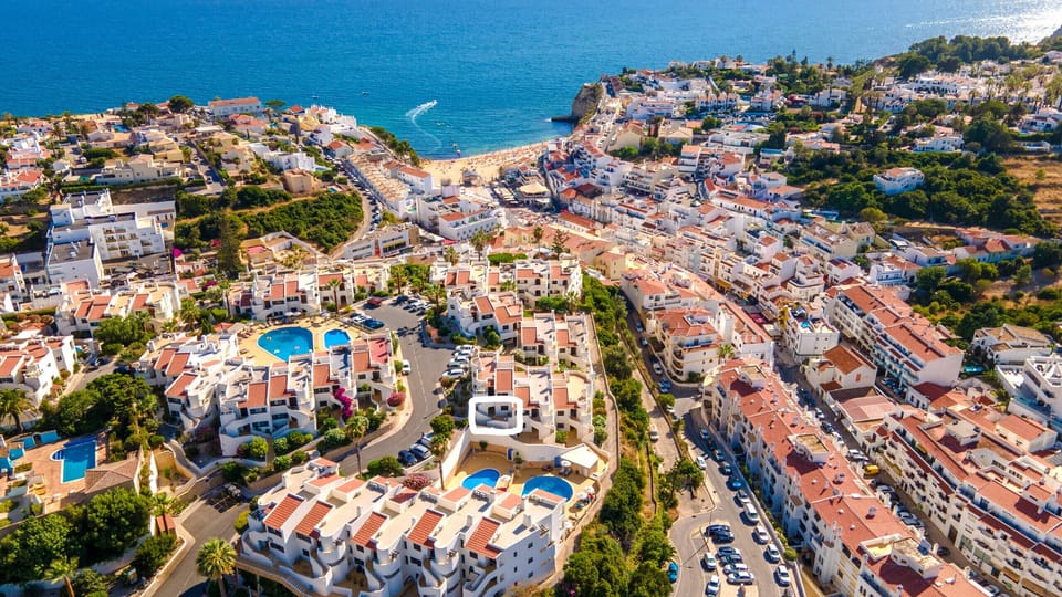 Fabulous location, walking distance to beach and town