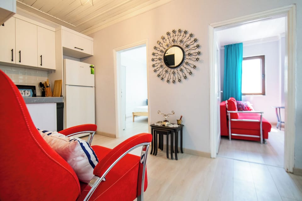 Comfort Apartment, Air conditioning, City View | Living area