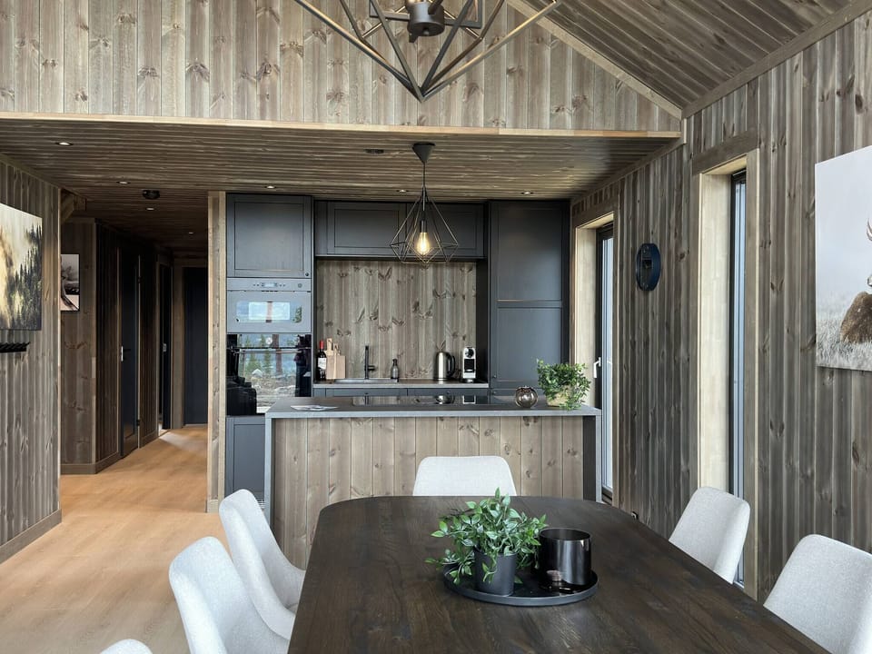 House, 4 Bedrooms, Terrace, Mountain View | Dining room