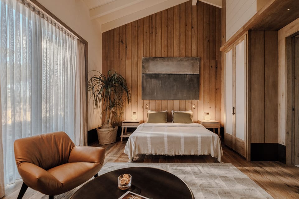 Vineyard Premium Villa | In-room safe, laptop workspace, blackout drapes, soundproofing