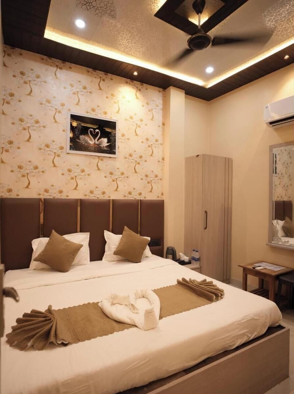 Deluxe Room | Free WiFi