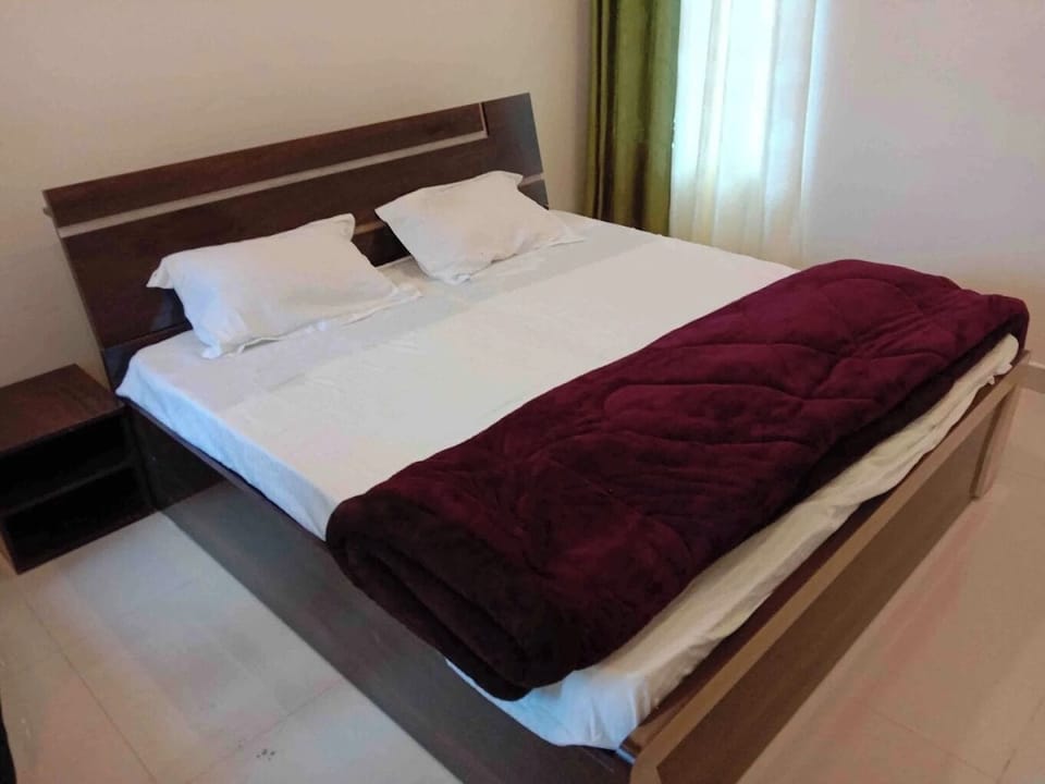 Premium Room | Desk, free WiFi, bed sheets