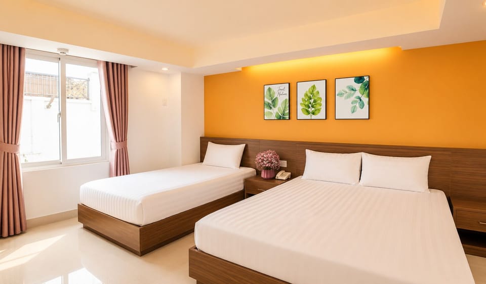 Standard Triple Room | Minibar, individually decorated, individually furnished, desk