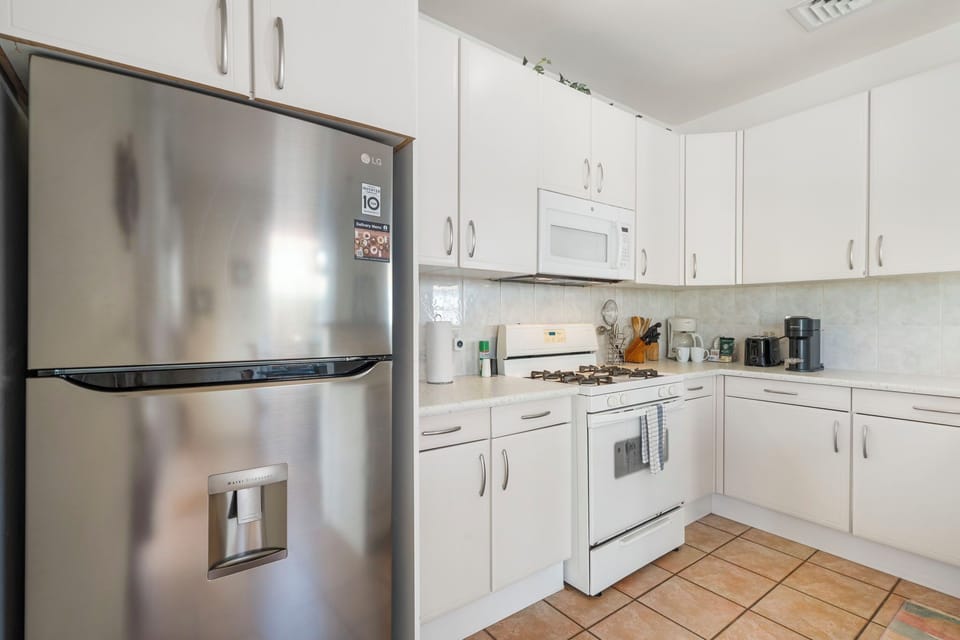 House (2 Bedrooms) | Property amenity