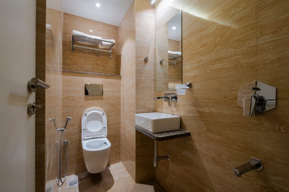 Executive Twin Room | Bathroom