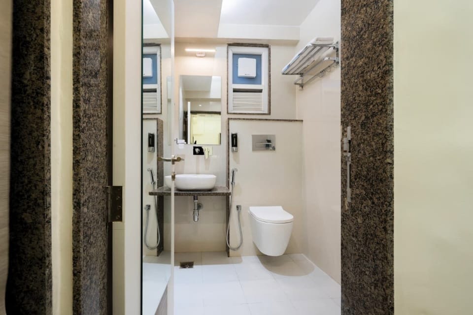 Executive Twin Room | Bathroom