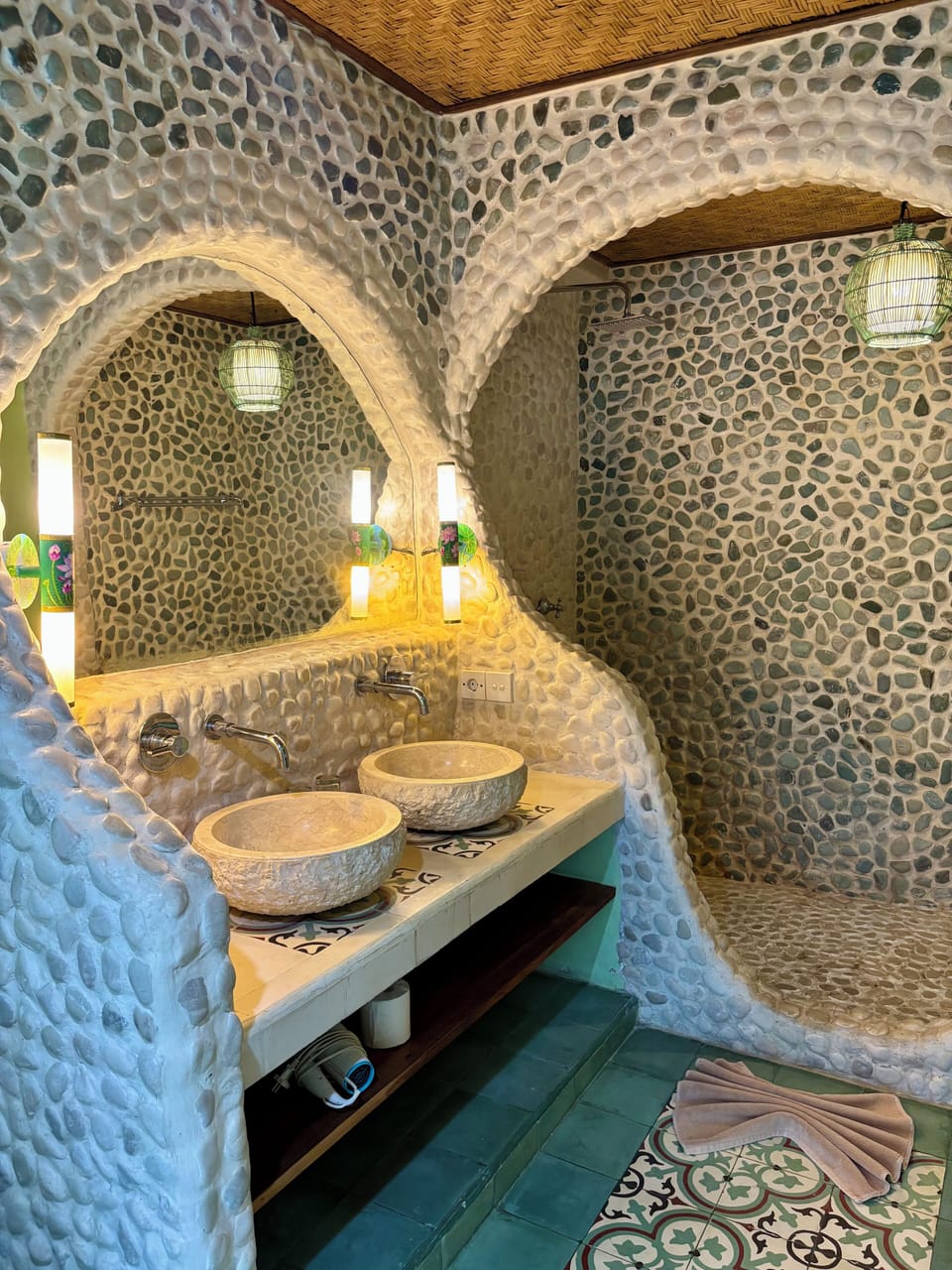 Deluxe Villa, 2 Bedrooms, Bathtub, Pool View | Bathroom | Shower, free toiletries, hair dryer, towels
