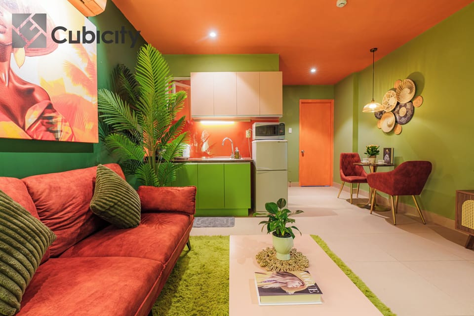 Basic Apartment | Private kitchen | Fridge, microwave, oven, stovetop