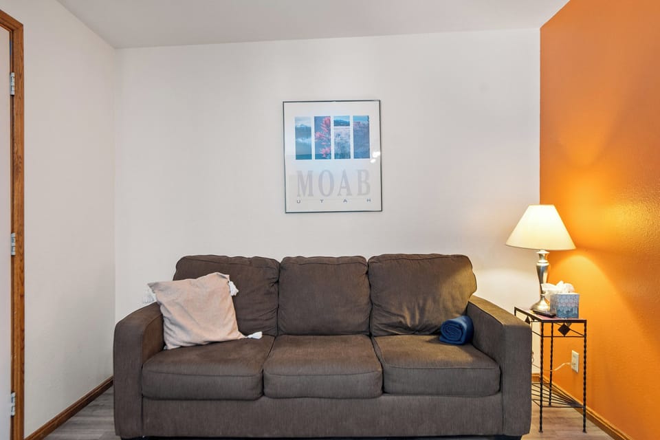 Townhome | Living area | 45-inch flat-screen TV with digital channels, Netflix, Hulu