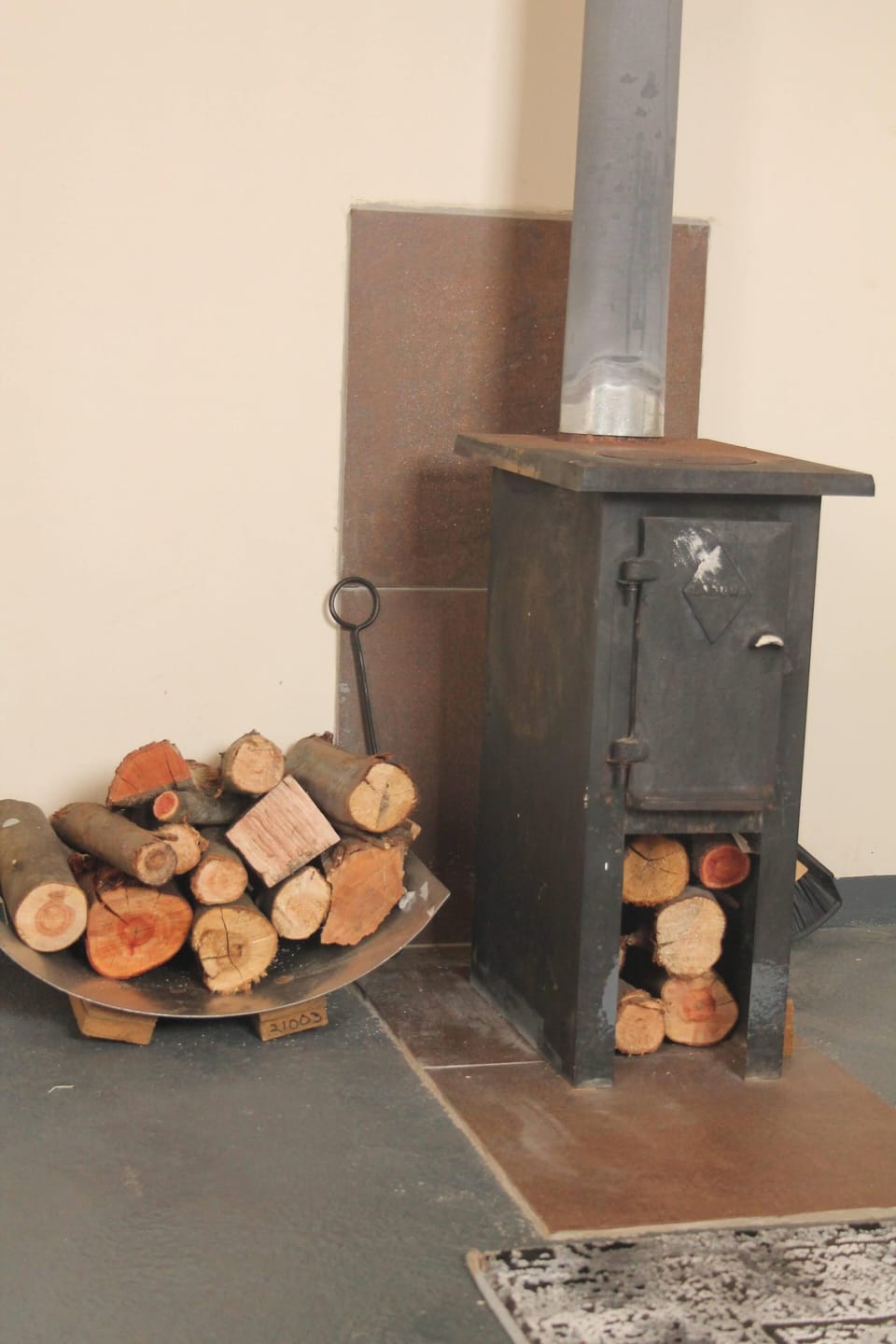 Cabin, Mountain View | Desk, laptop workspace, iron/ironing board (on request), WiFi (free)