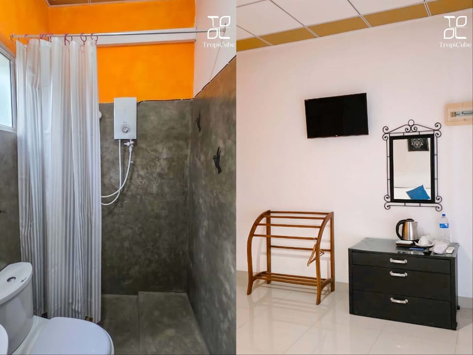 Double Room | Bathroom | Shower, slippers, bidet, towels