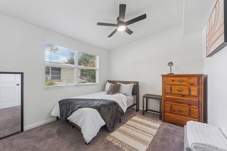 Bedroom 1 with Double Bed