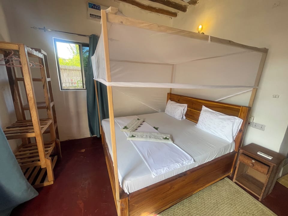 Family Studio Suite, Ocean View | Desk, laptop workspace, free WiFi, bed sheets